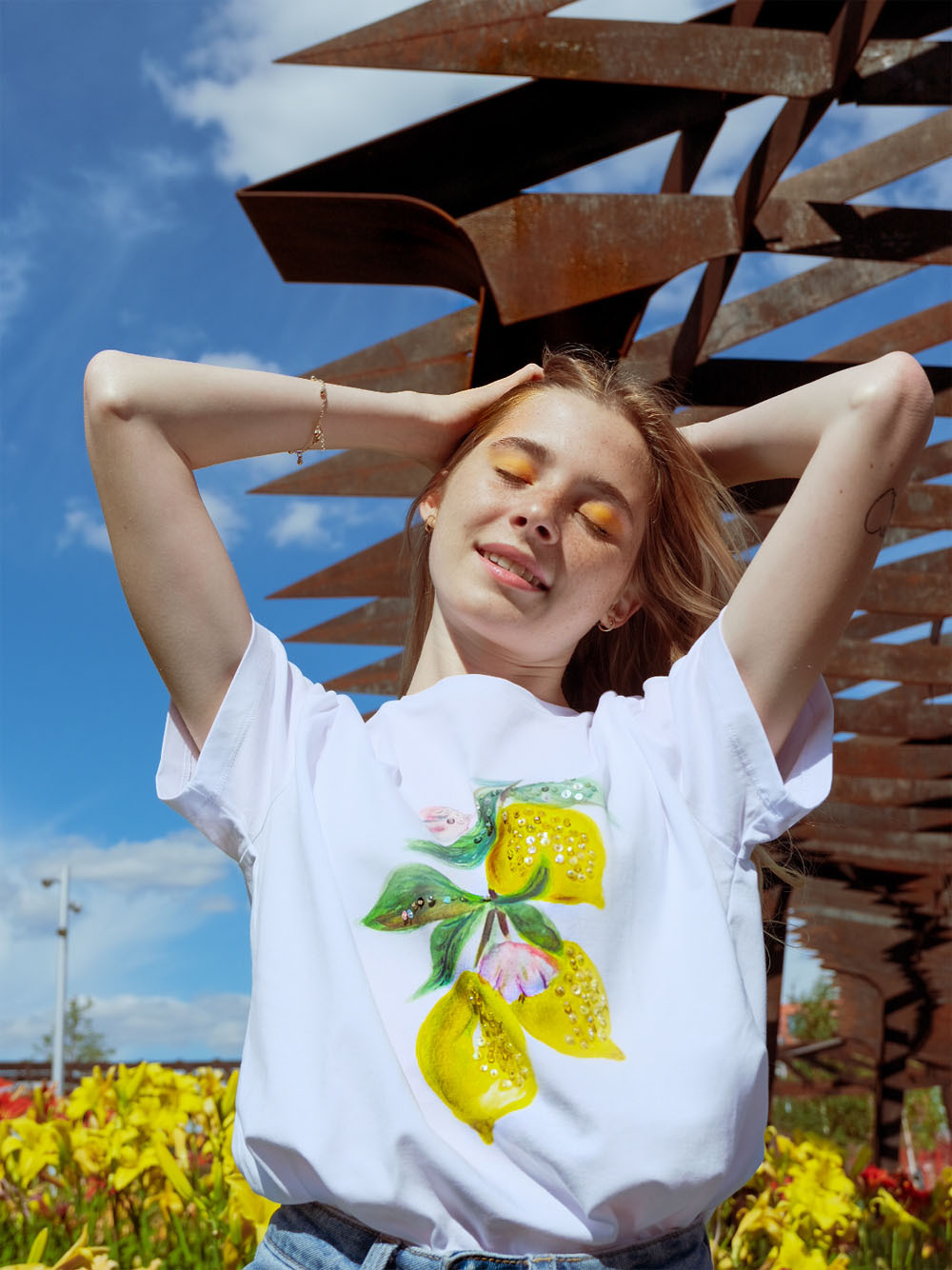 Футболка лимоны