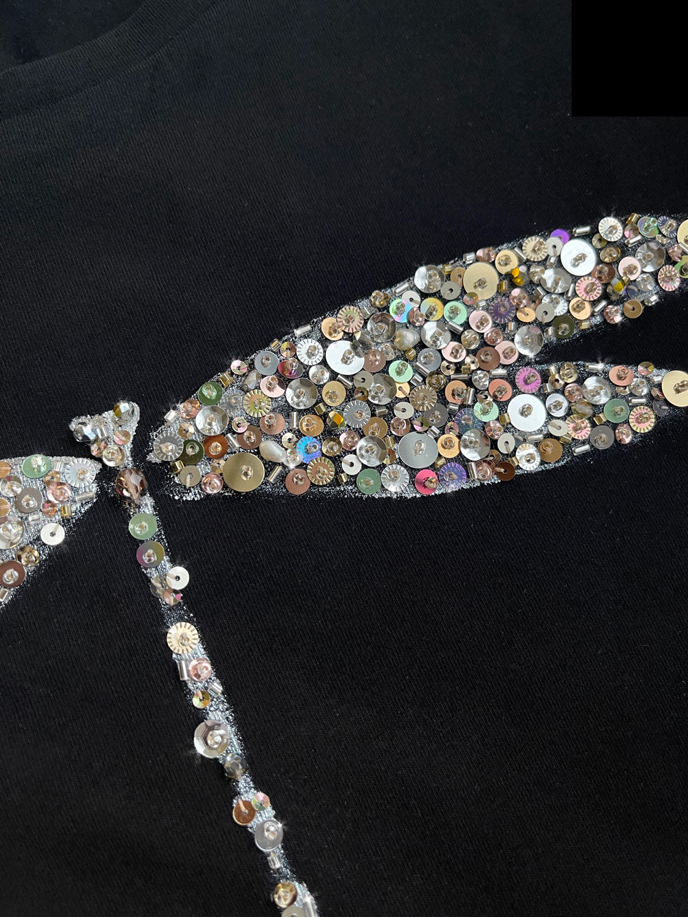 Футболка стрекоза черная