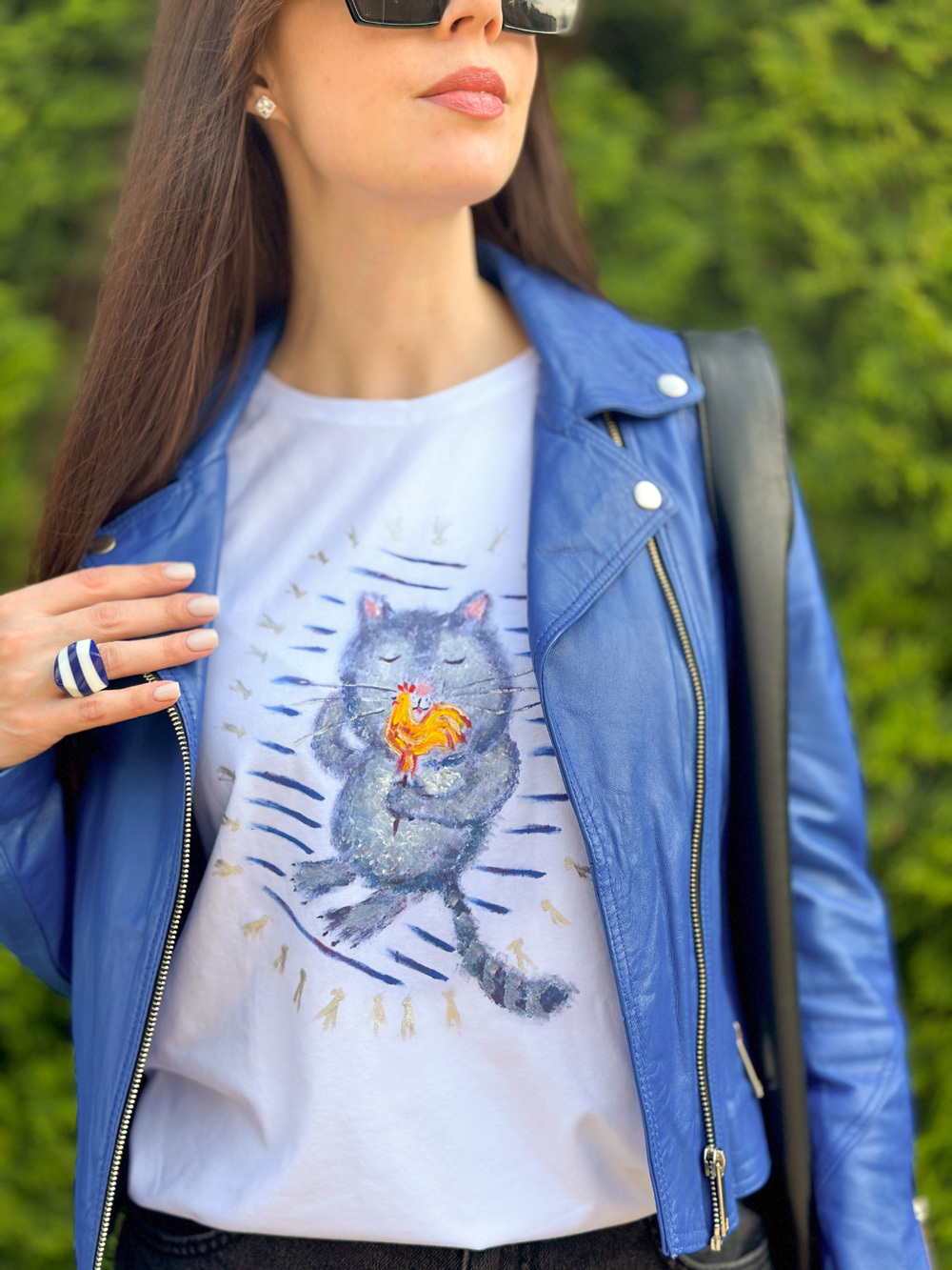 Кот с леденцом