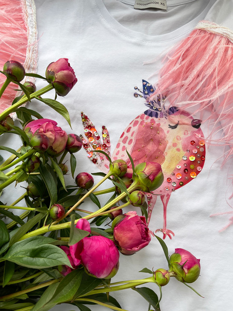 Футболка кокетка с перьями