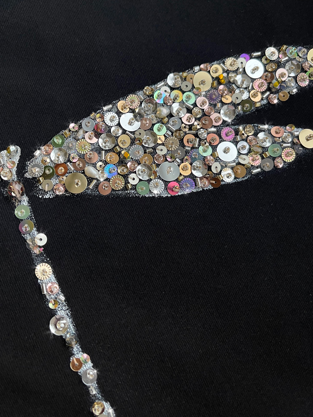 Свитшот стрекоза черный