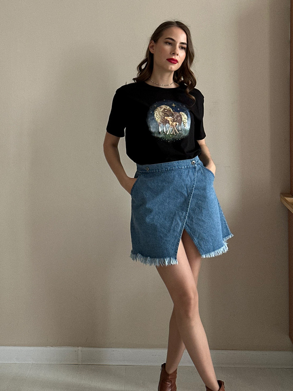 Футболка нежные лошадки на черном