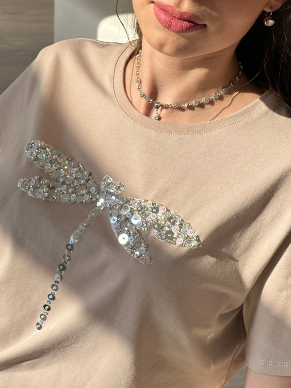 Футболка стрекоза какао