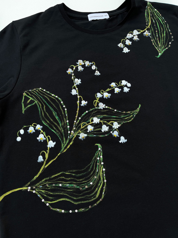 Футболка ландыши