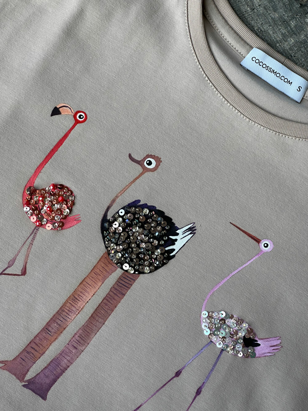 Футболка с птицами бежевая