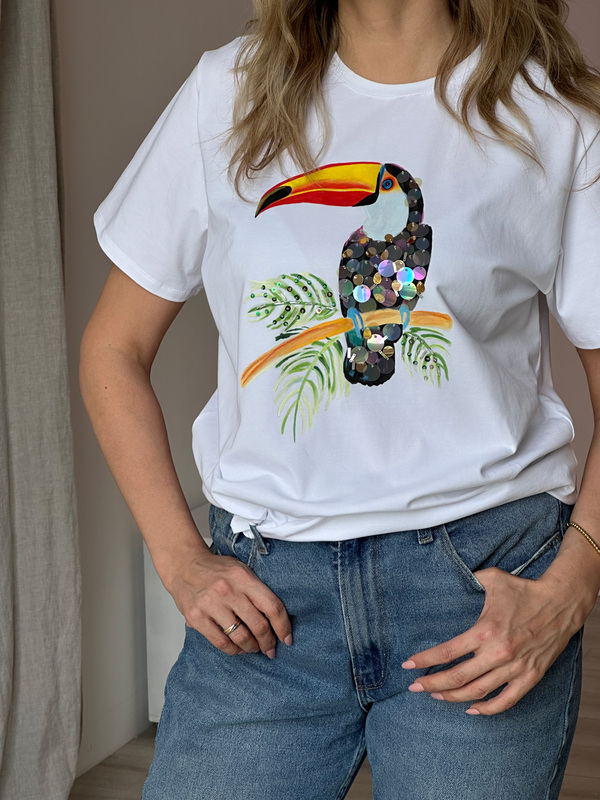 Футболка тукан