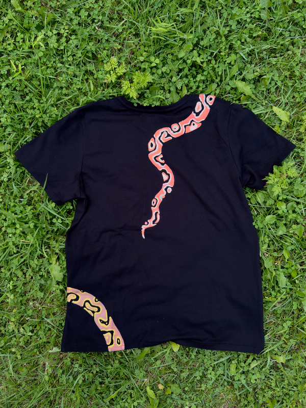Футболка змеи