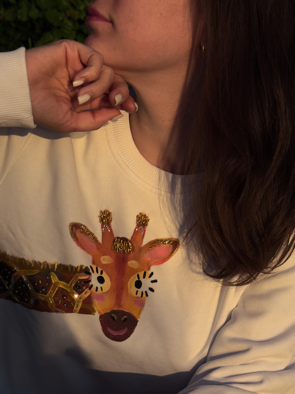 Свитшот с жирафом