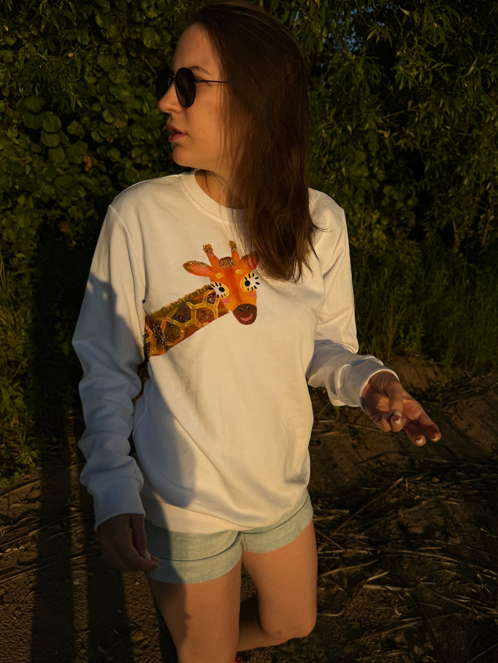 Свитшот с жирафом