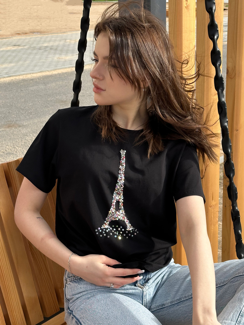 Футболка с Эйфелевой башней черная