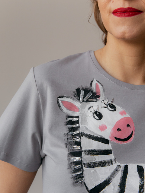 Футболка с зеброй