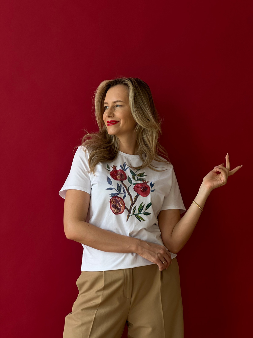 Футболка гранат