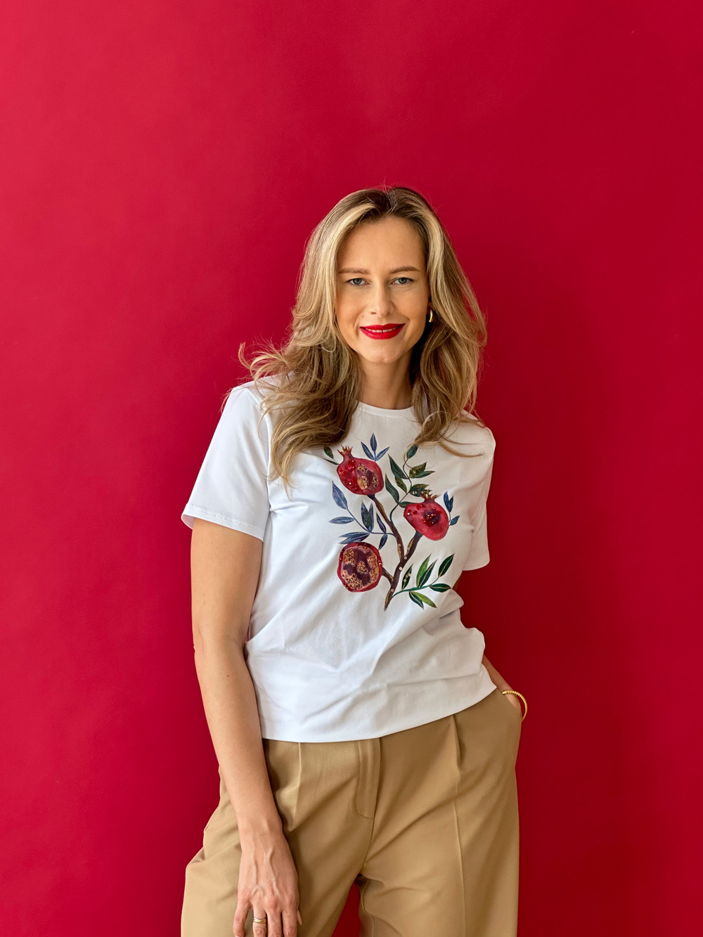 Футболка гранат