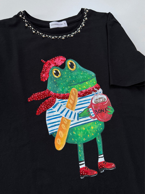 Футболка черная с жабенком