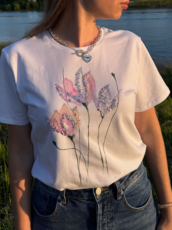 Футболка с крокусами