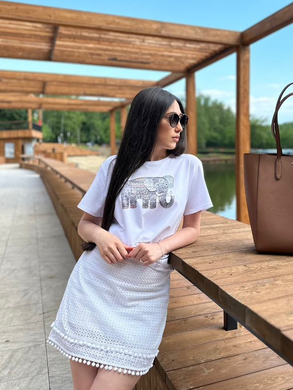 Футболка слон