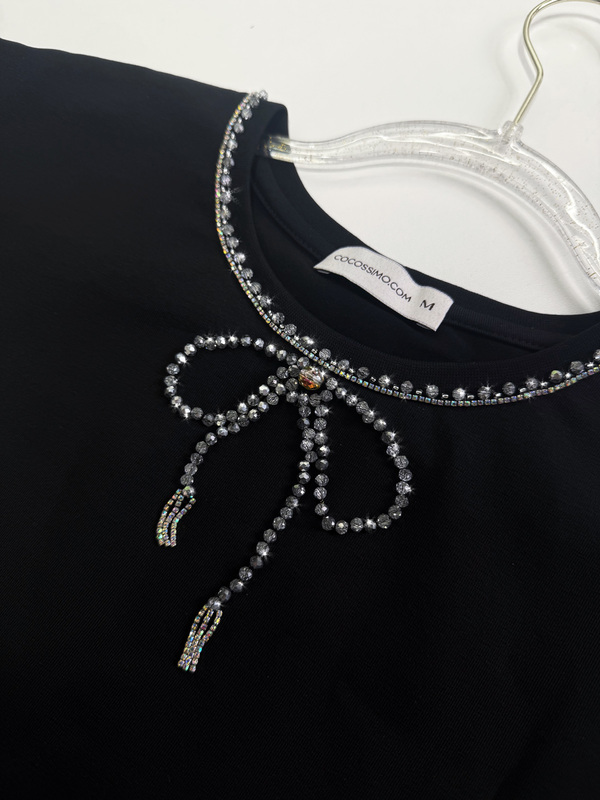 Футболка с бантиком черная