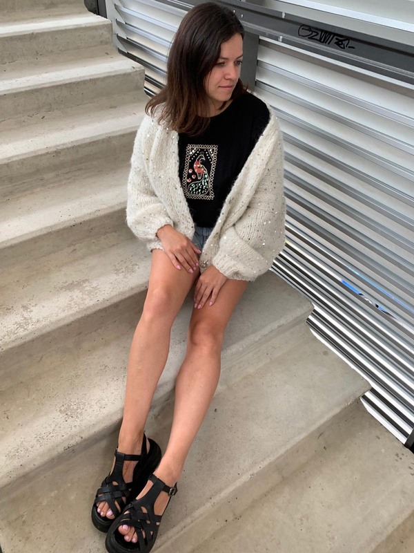 Футболка с орнаментом