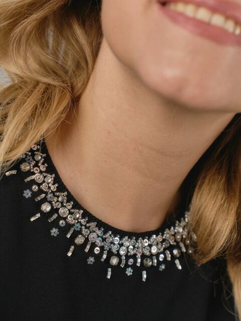 Свитшот в стиле Chanel черный