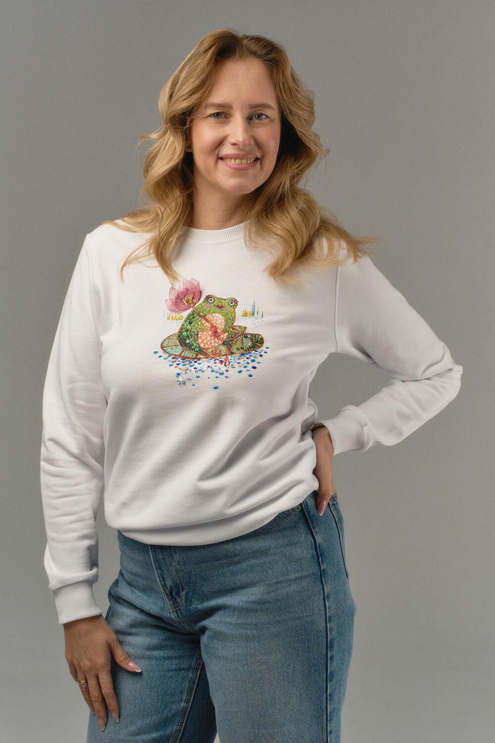 Свитшот с лягушкой