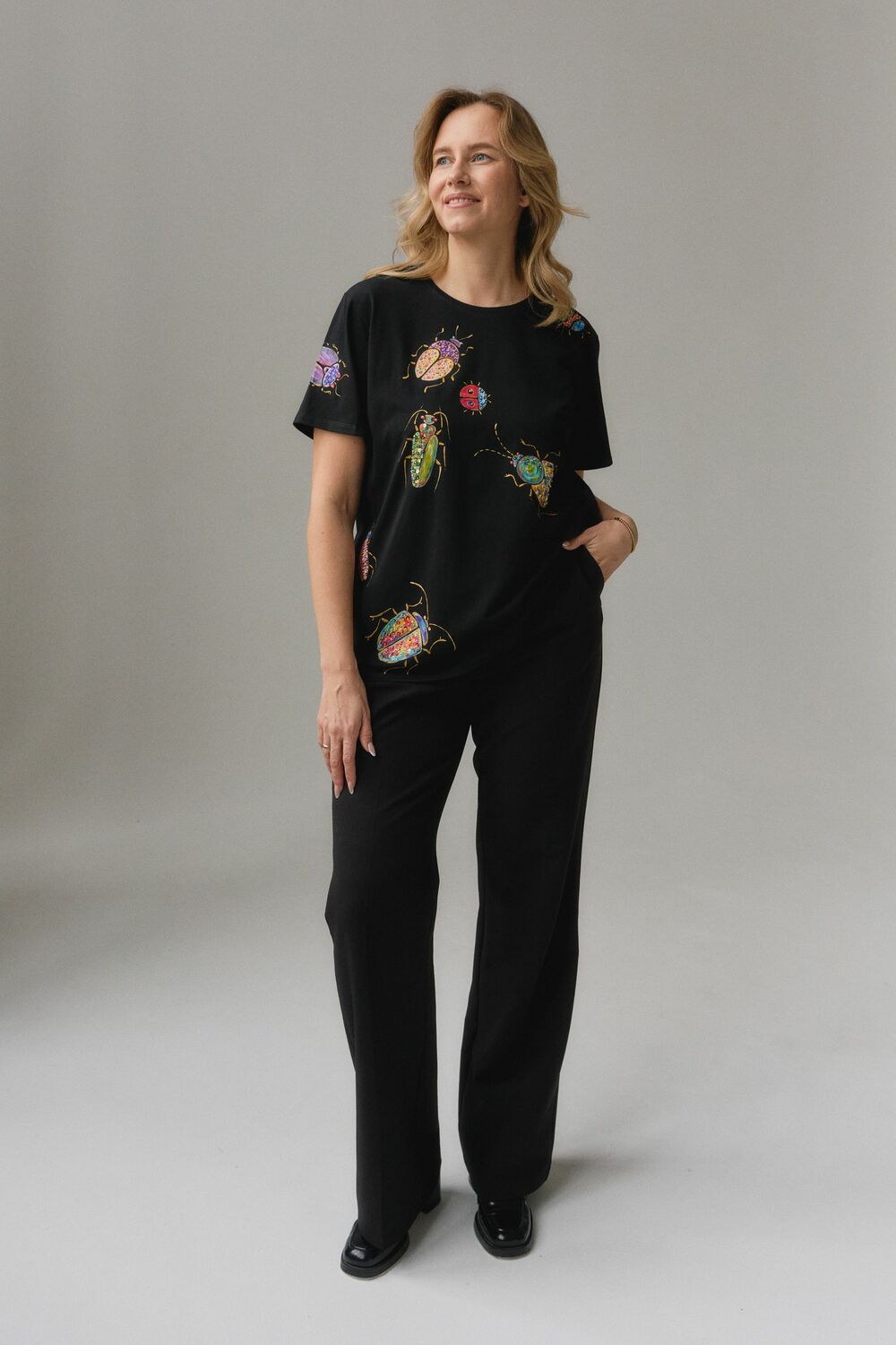 Футболка жуки яркие