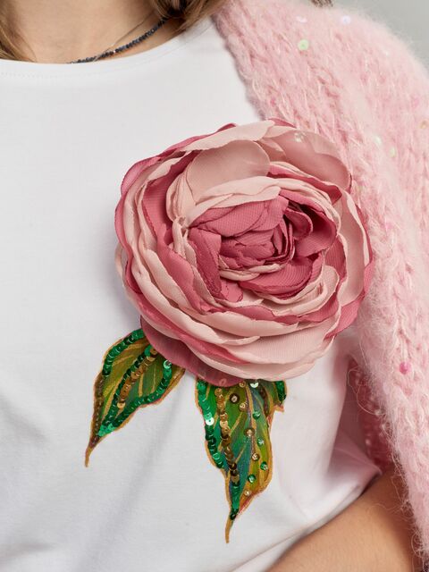 Футболка с пионом белая