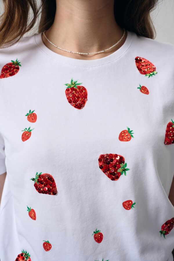 Футболка клубники