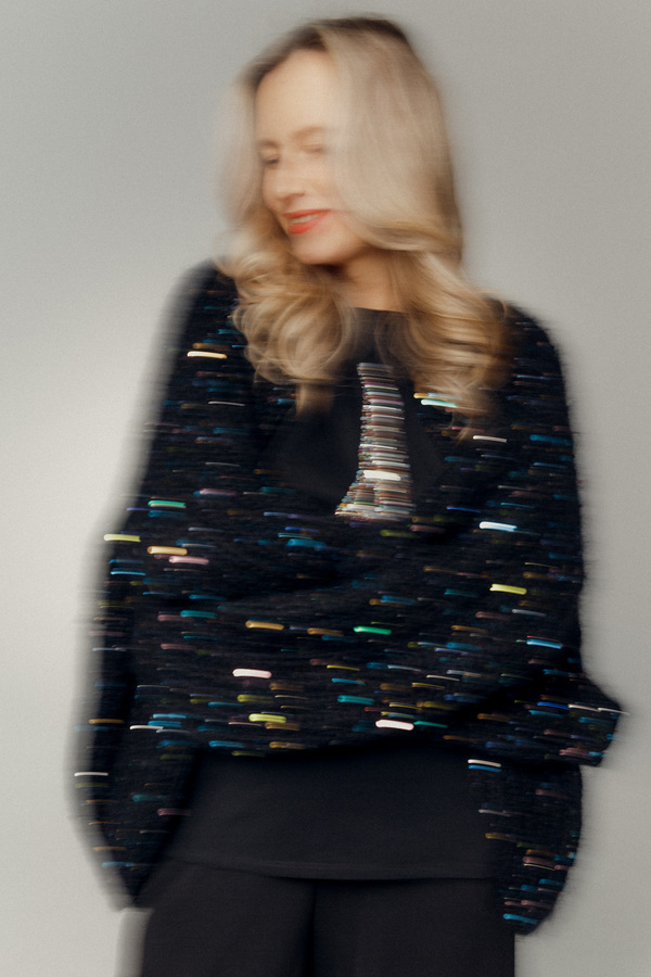 Футболка с Эйфелевой башней черная