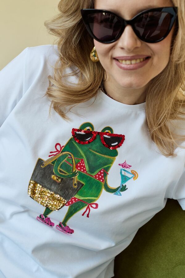 Футболка жабенция на отдыхе