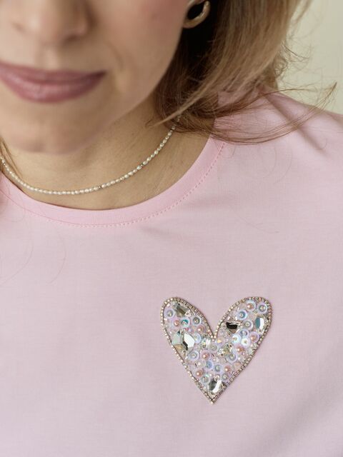 Футболка розовая с сердцем