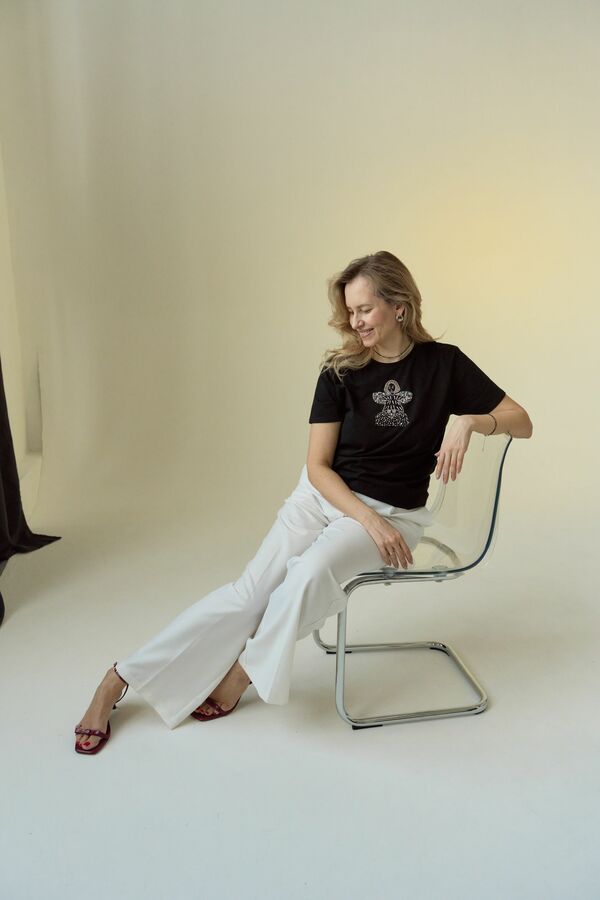 Футболка с кутюрным ангелом