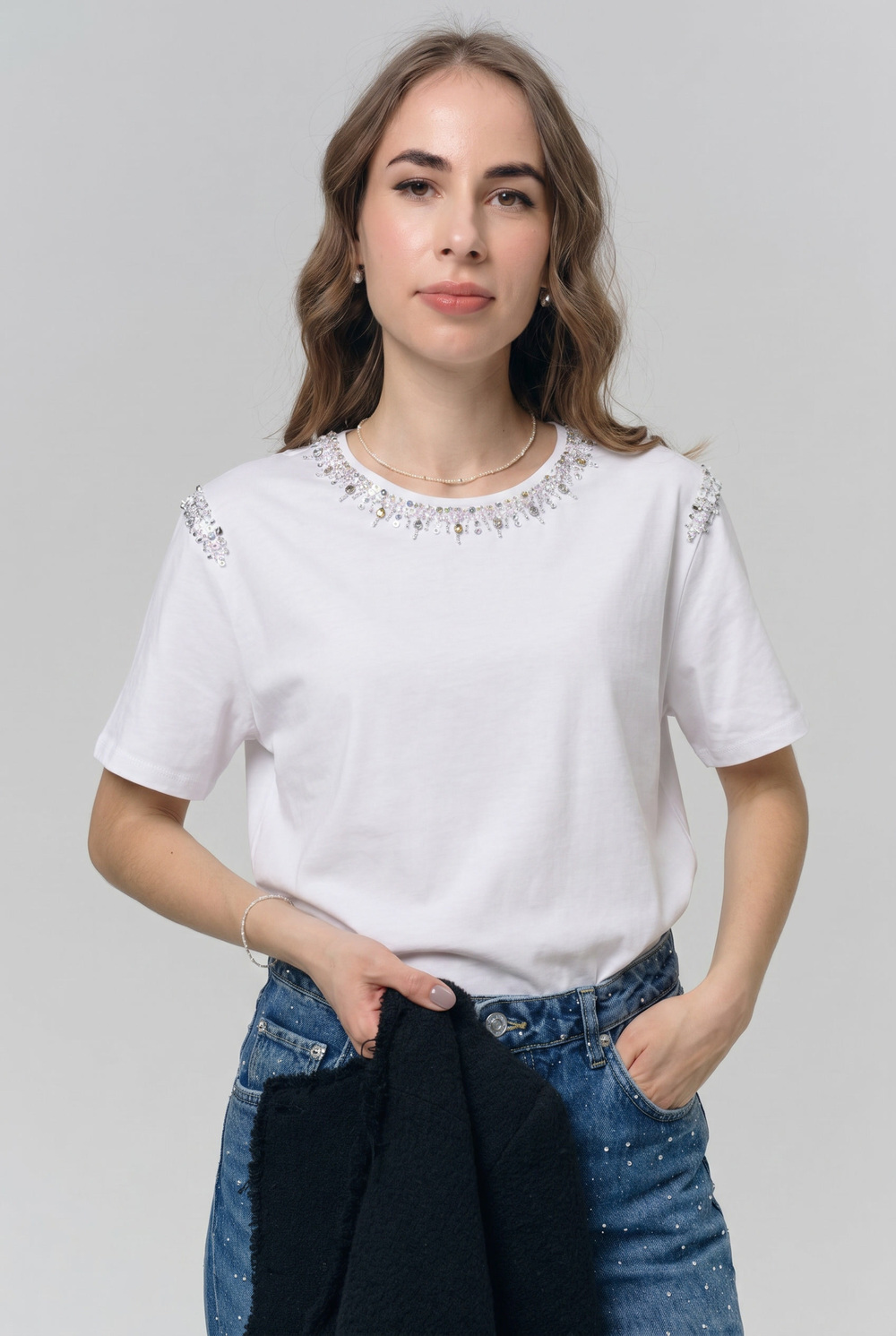 Футболка в стиле CHANEL белая