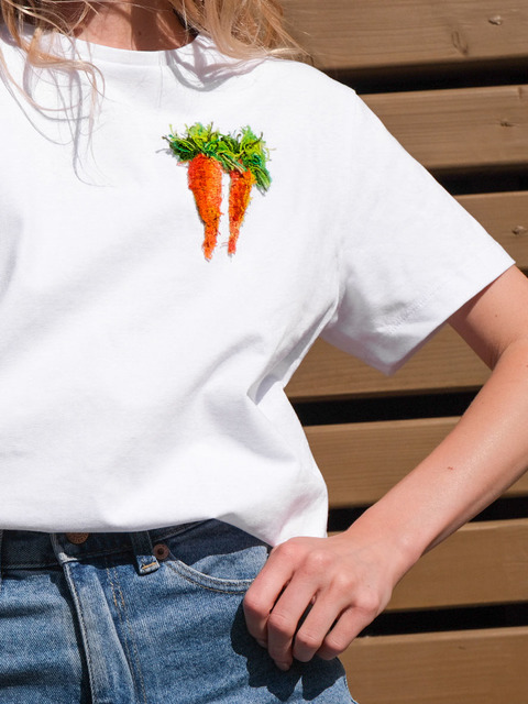 Футболка морковки
